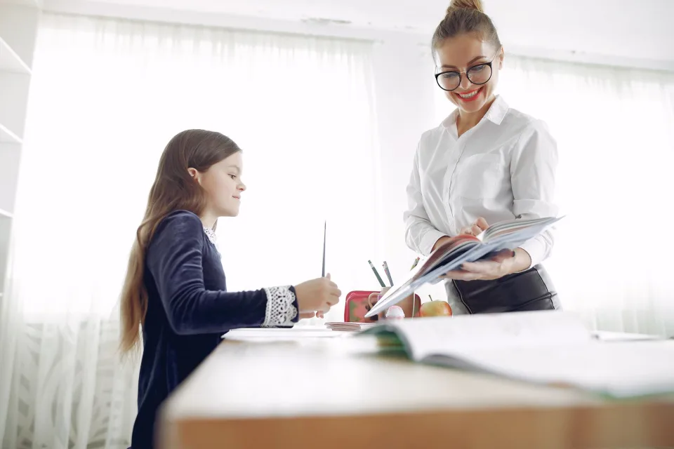 Sinh viên học tiếng Anh tại Lớp Mầm Non Độc Lập Bảo Ngọc